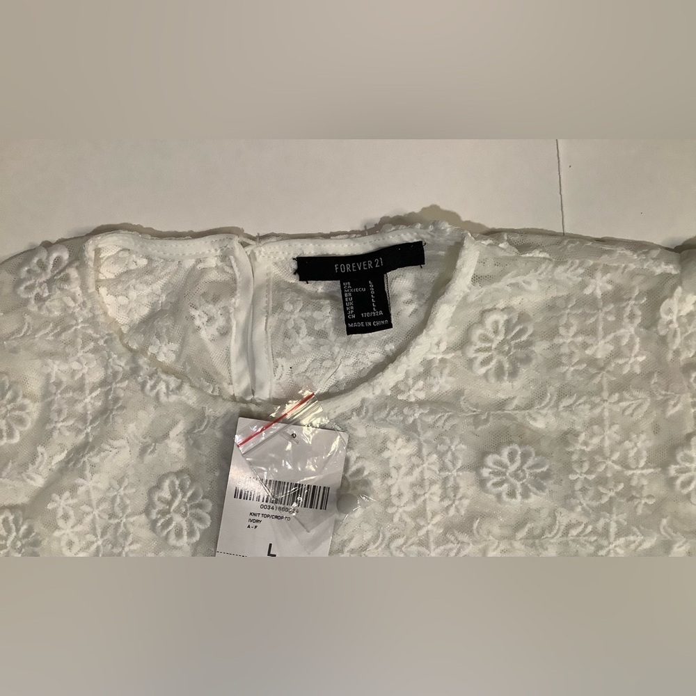 Forever 21 Floral Lace White Blouse - Picture 3 of 8